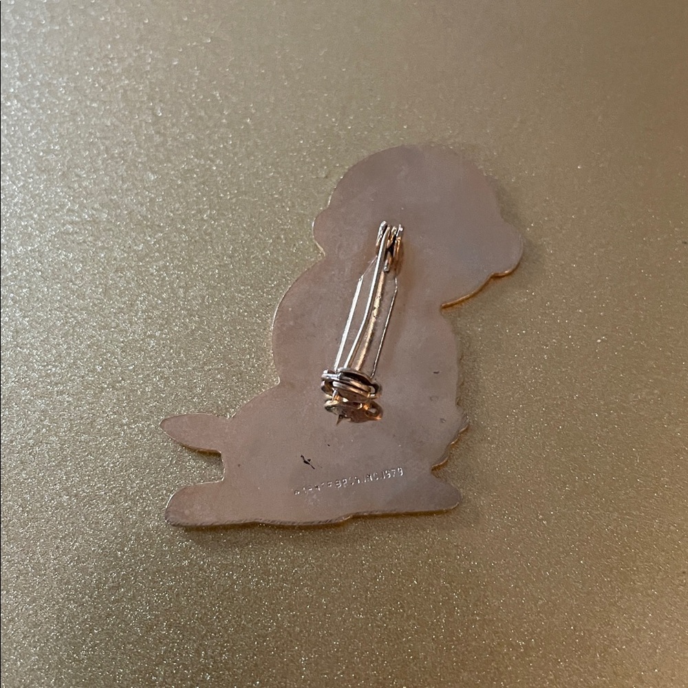 Vintage Charlie Brown & Snoopy Enamel Pin - Picture 4 of 4